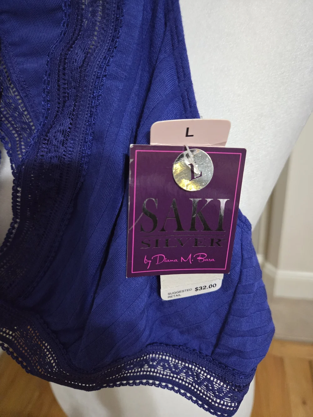 saki deep bralette